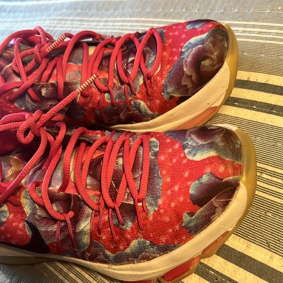 KD Aunt Pearl Low Top Mens Sneakers Size 9.5 main image 5